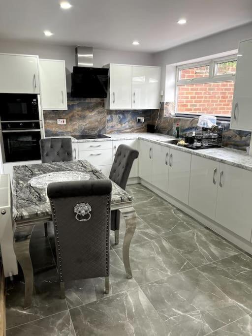 Luxury 3 Bed 3 Bedroom House Harborne Birmingham Kültér fotó