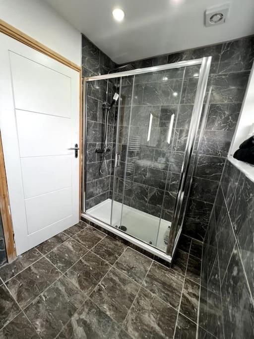 Luxury 3 Bed 3 Bedroom House Harborne Birmingham Kültér fotó